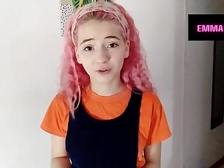 jovem babá chupou a dona por estar atrasada para o trabalho