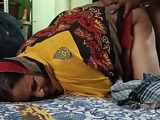 na Índia, As esposas traem seus maridos também, e aqui está a prova