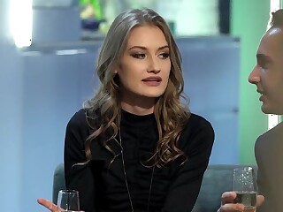 Elena koshka fode como aeromoca no aviao